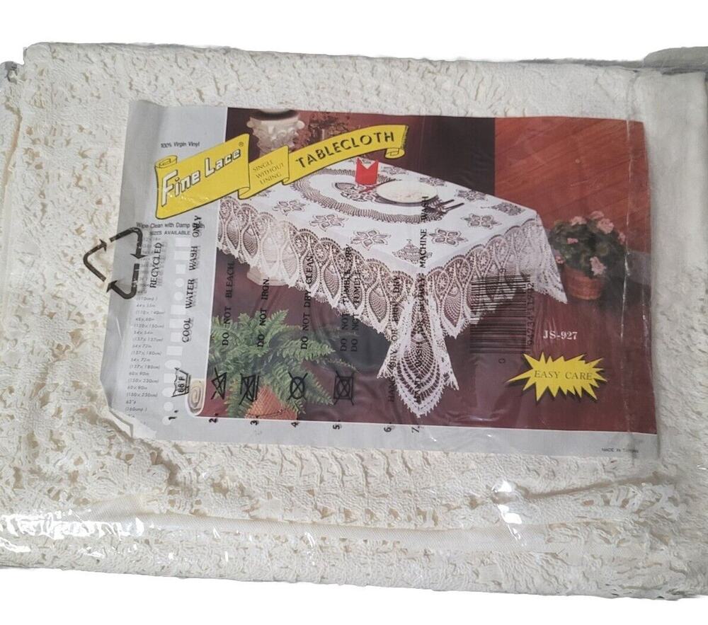 New Vintage Lace Crochet Deluxe Vinyl Tablecloth Easy Care Oblong 54" x 72"